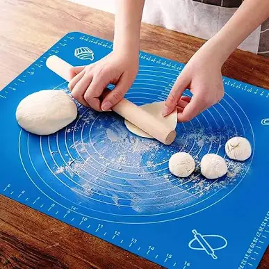 Silicone dough making mat - flexible and with measurements guide (Easy return)