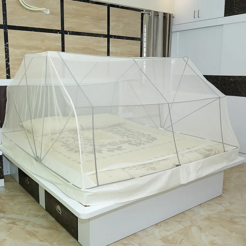 Foldable & easy to install mosquito net